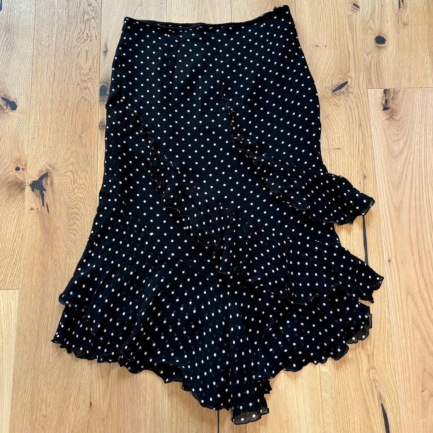 Ruffle Polkadot Skirt (S)