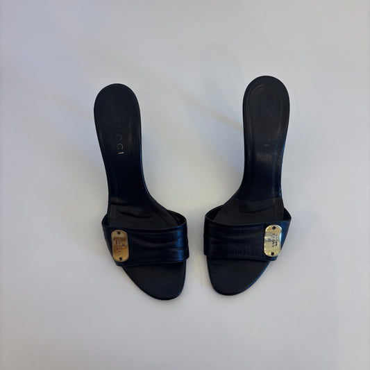 Gucci Mules (37.5)