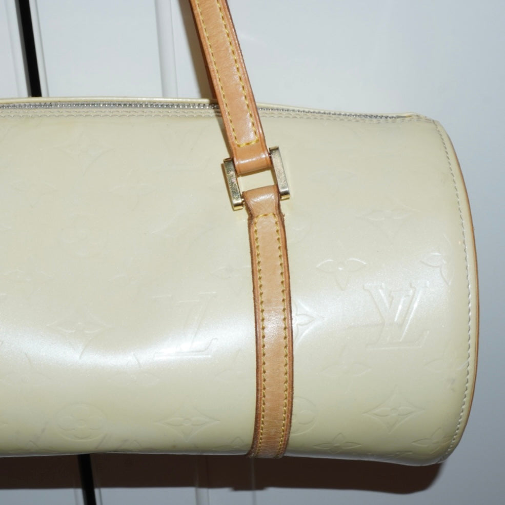 Louis Vuitton Papillon Purse