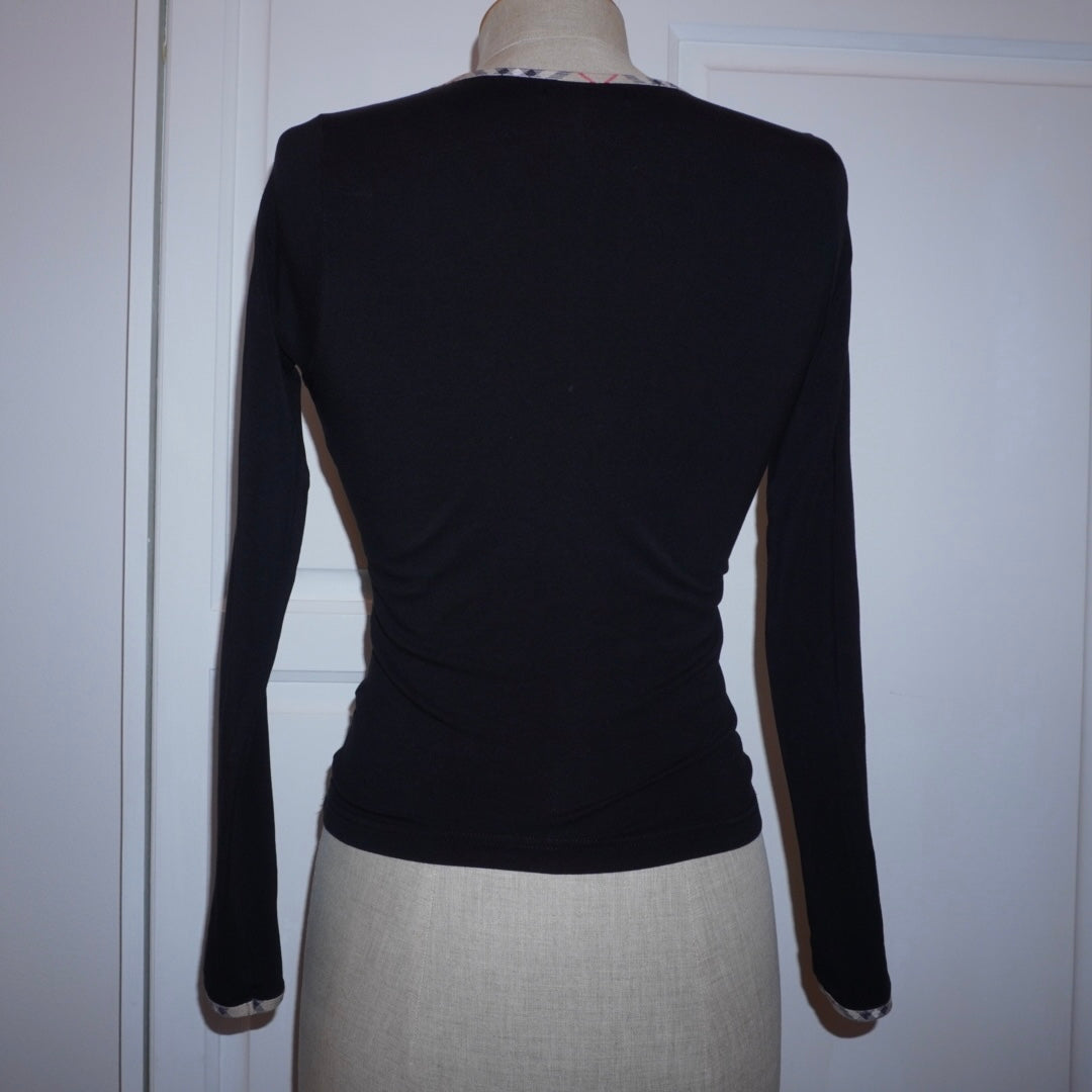 Burberry Top (S/M)