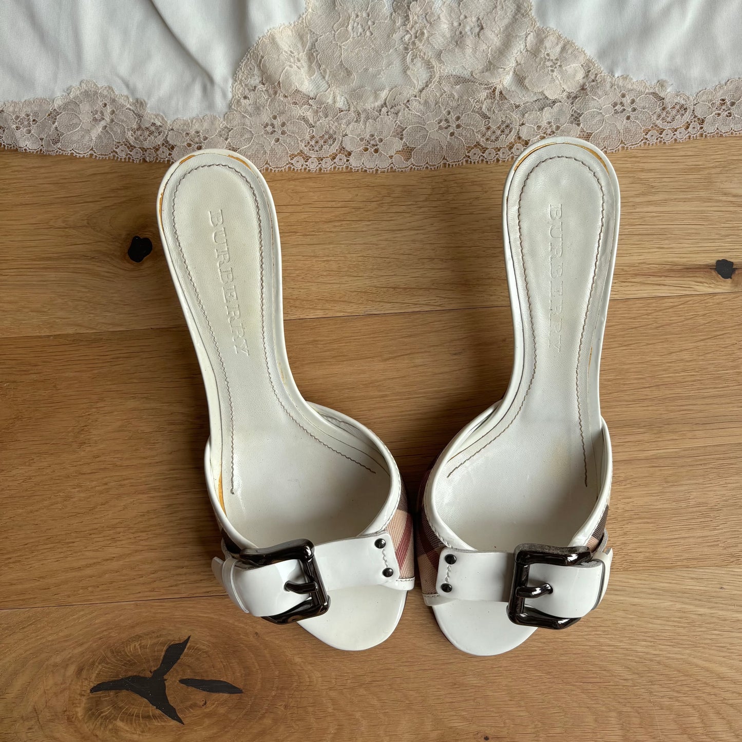 Burberry Kitten Mules (37)