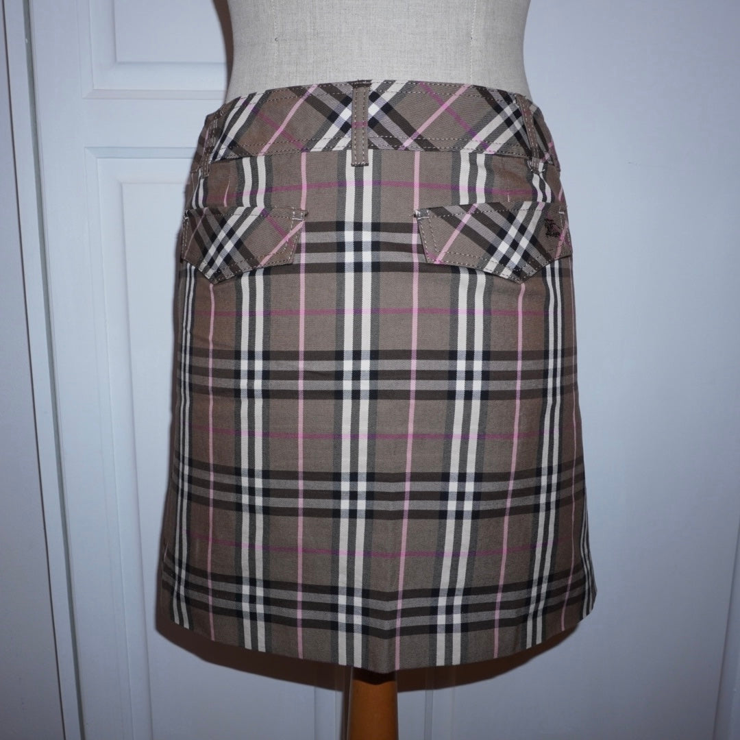 Burberry Skirt (S)