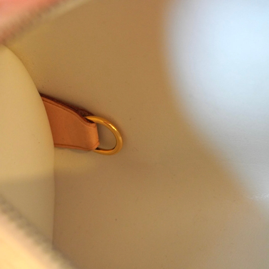 Louis Vuitton Papillon Purse