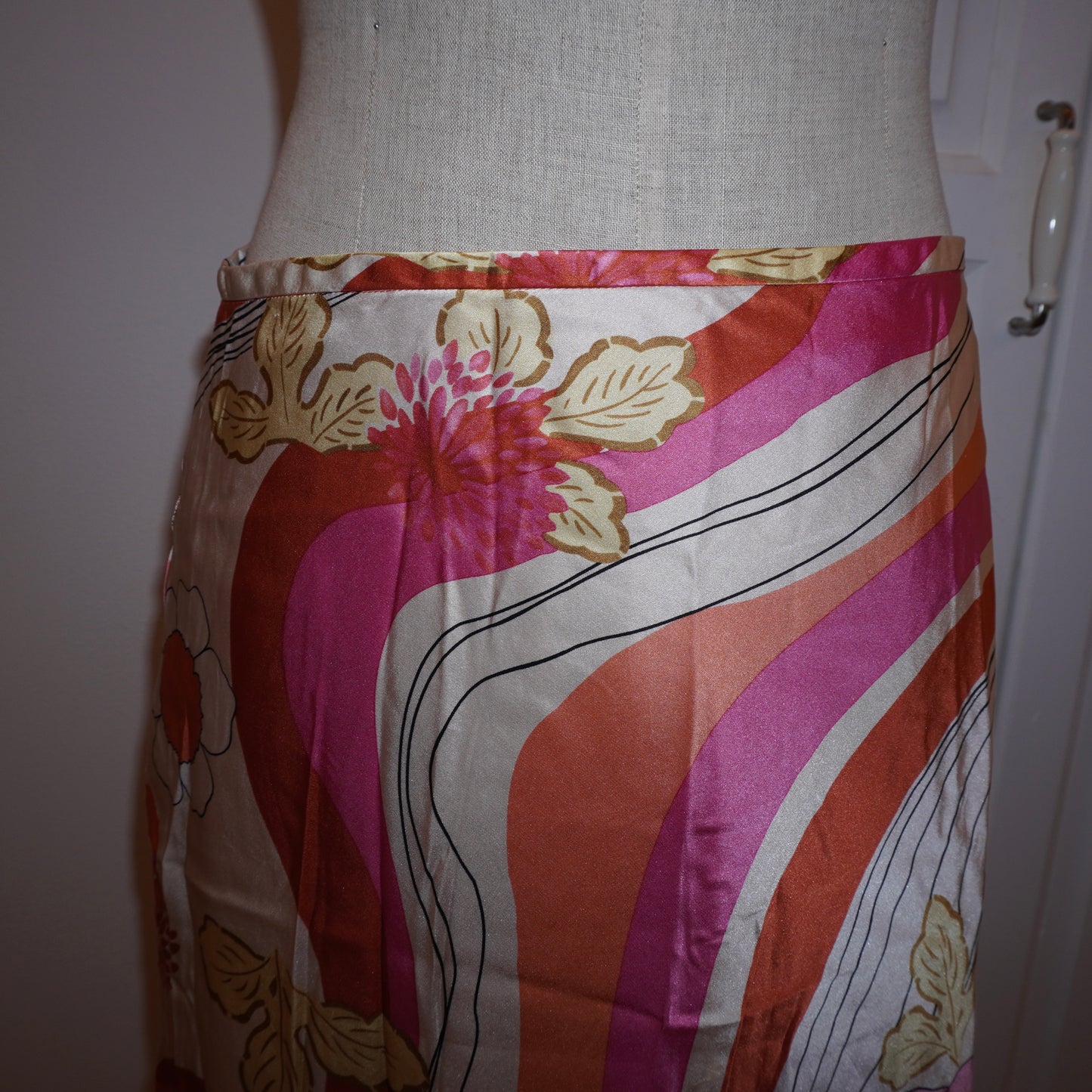 Silk Floral Skirt (M)