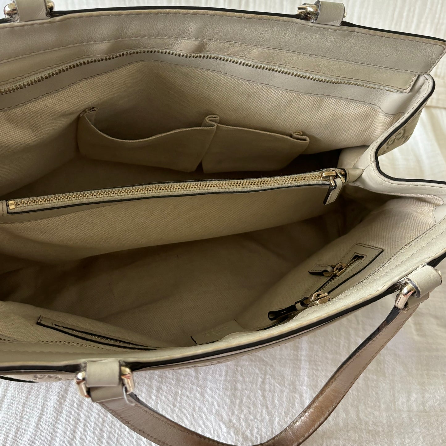 Gucci Guccissima Creme Bow Purse