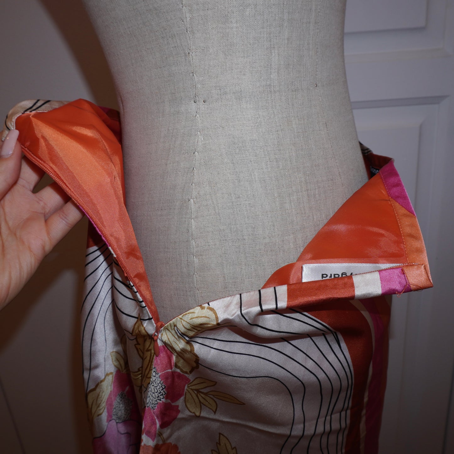 Silk Floral Skirt (M)