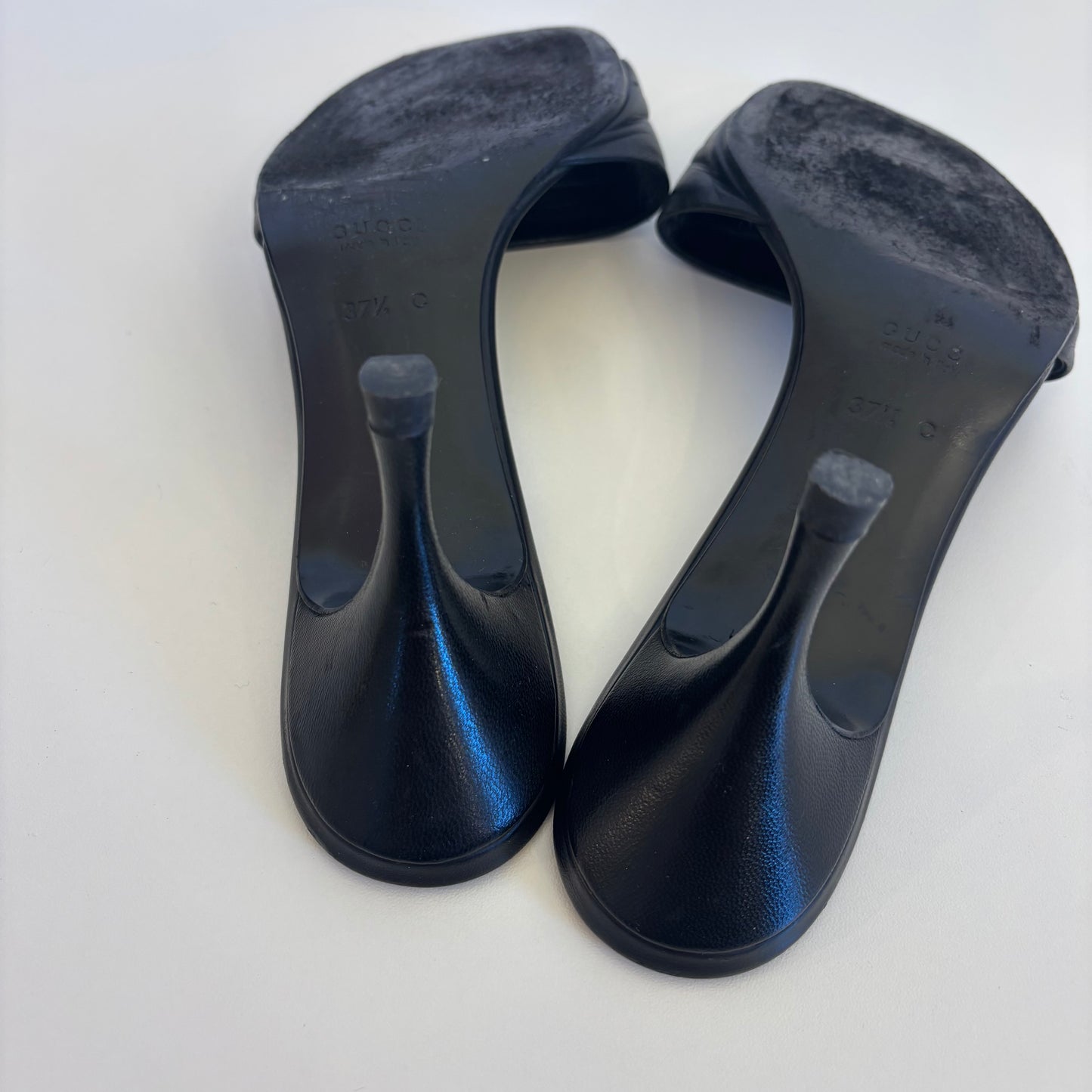 Gucci Mules (37.5)