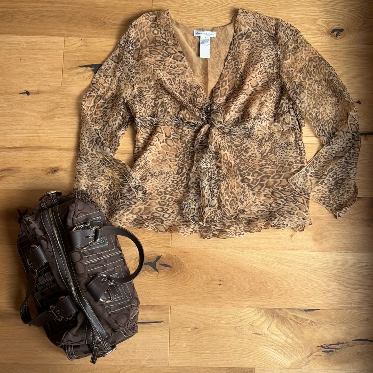 Haut rosette en soie léopard (S)