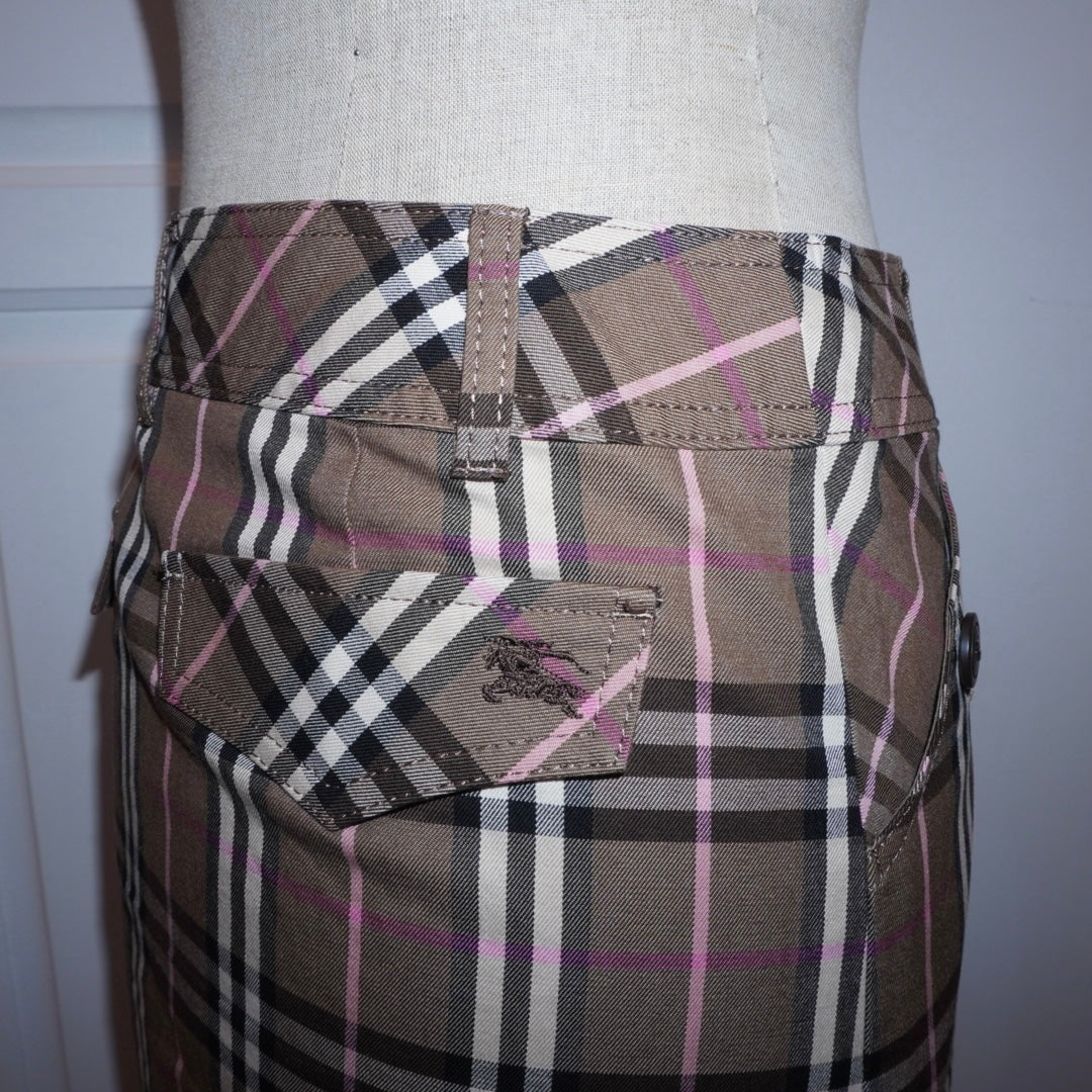 Burberry Skirt (S)