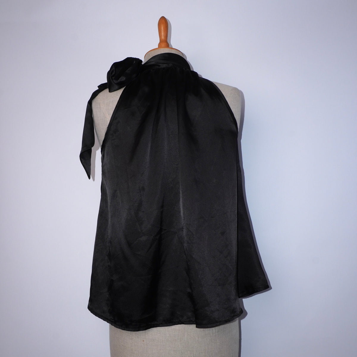 Tie neck top (L)
