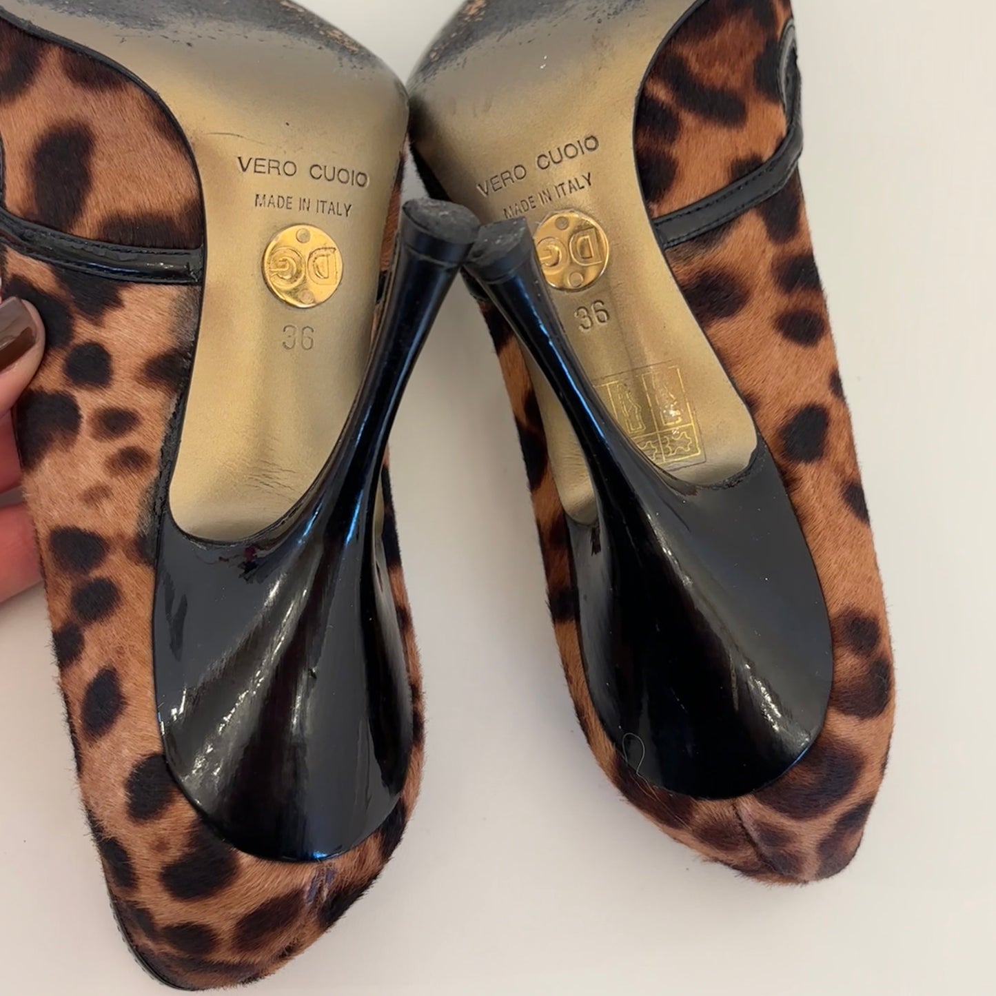 Dolce & Gabbana Leopard Heels (36)