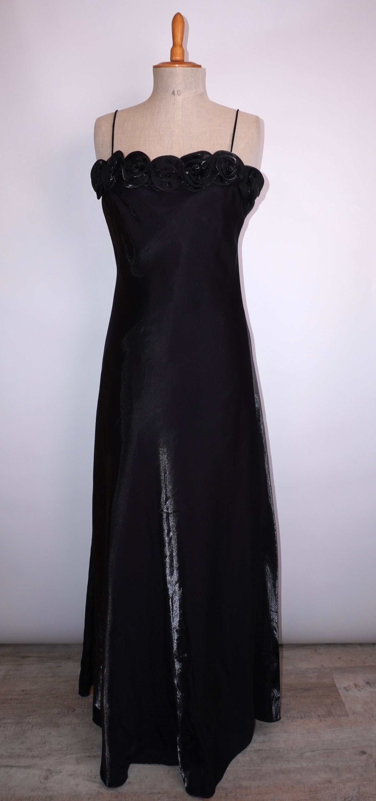Rose Applicated Dress (L)