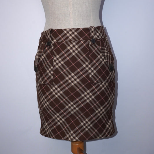 5 Burberry Skirt (S)