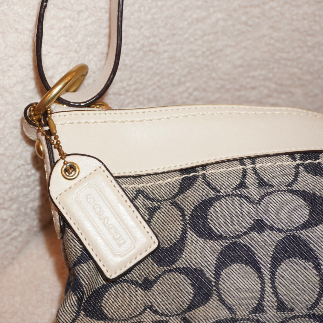Coach 2000s Signature Bag