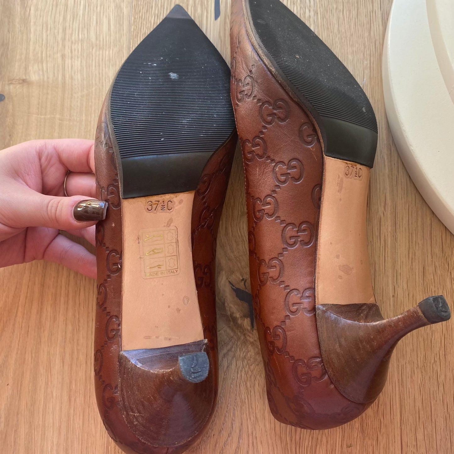 Gucci Brown Monogram Heels (37.5)