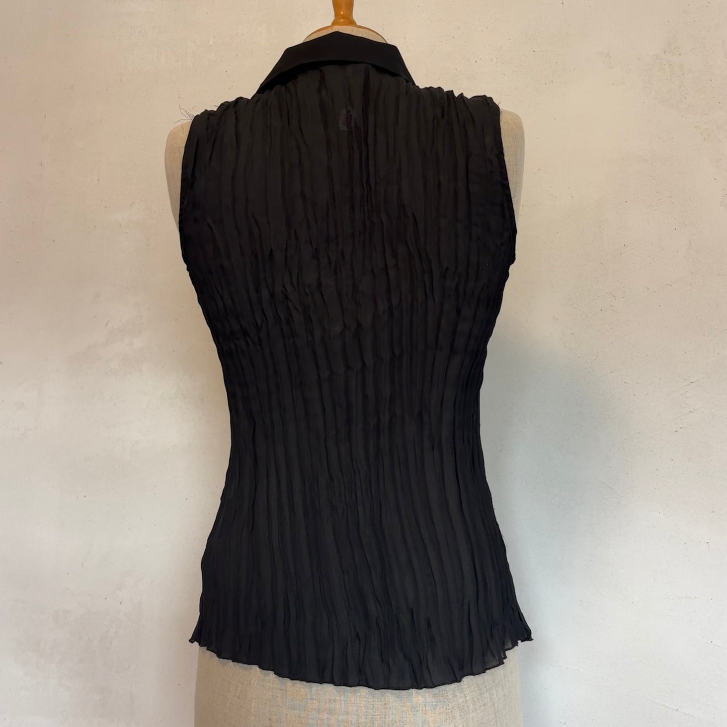 Ruffle Lace top (M)