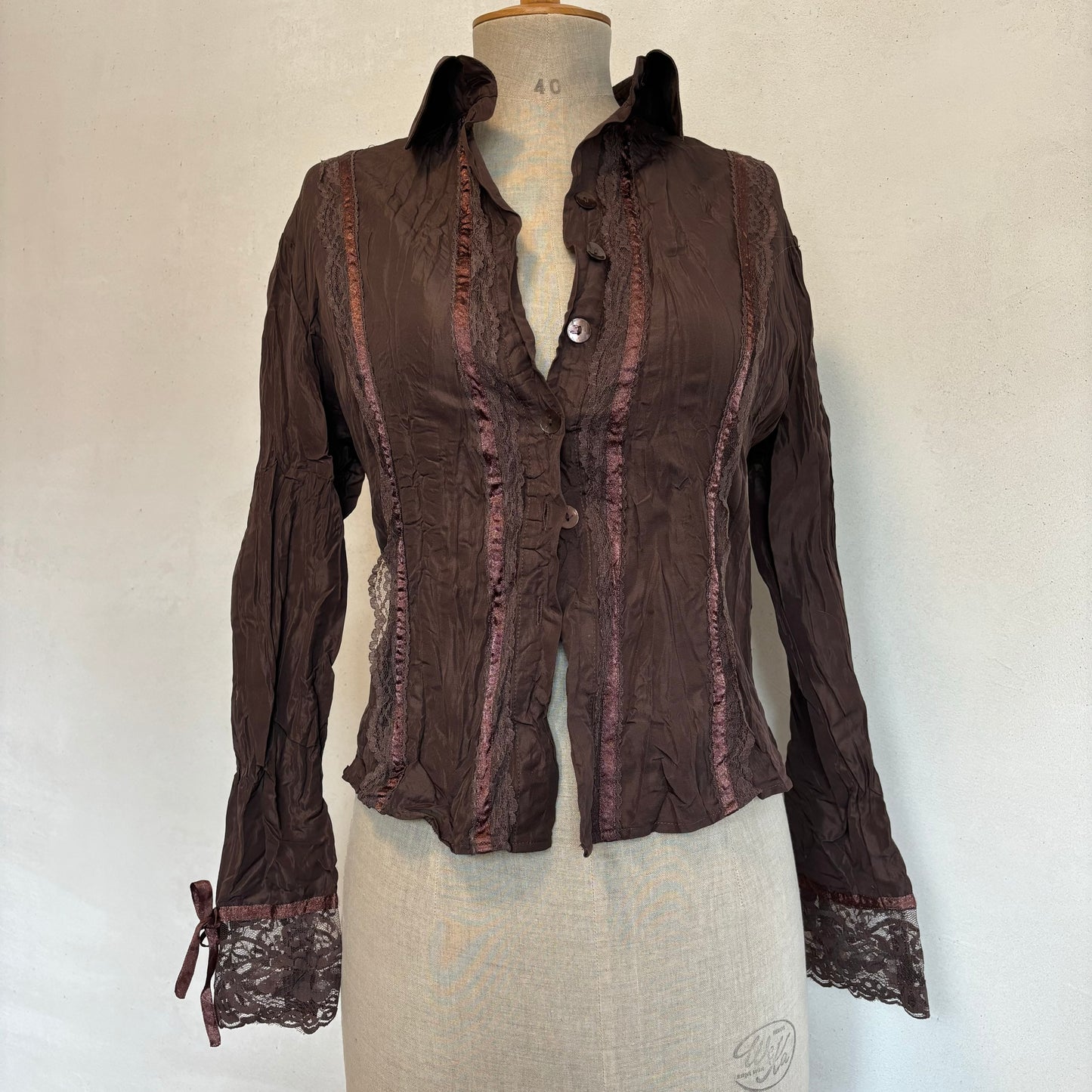 Lace Tie blouse (S)