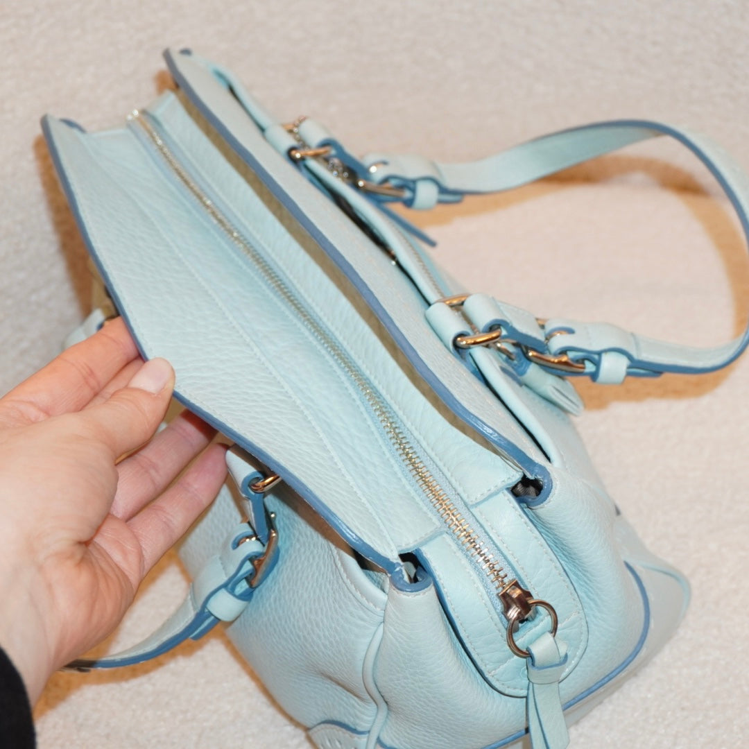 Coach 2000s Signature Bag