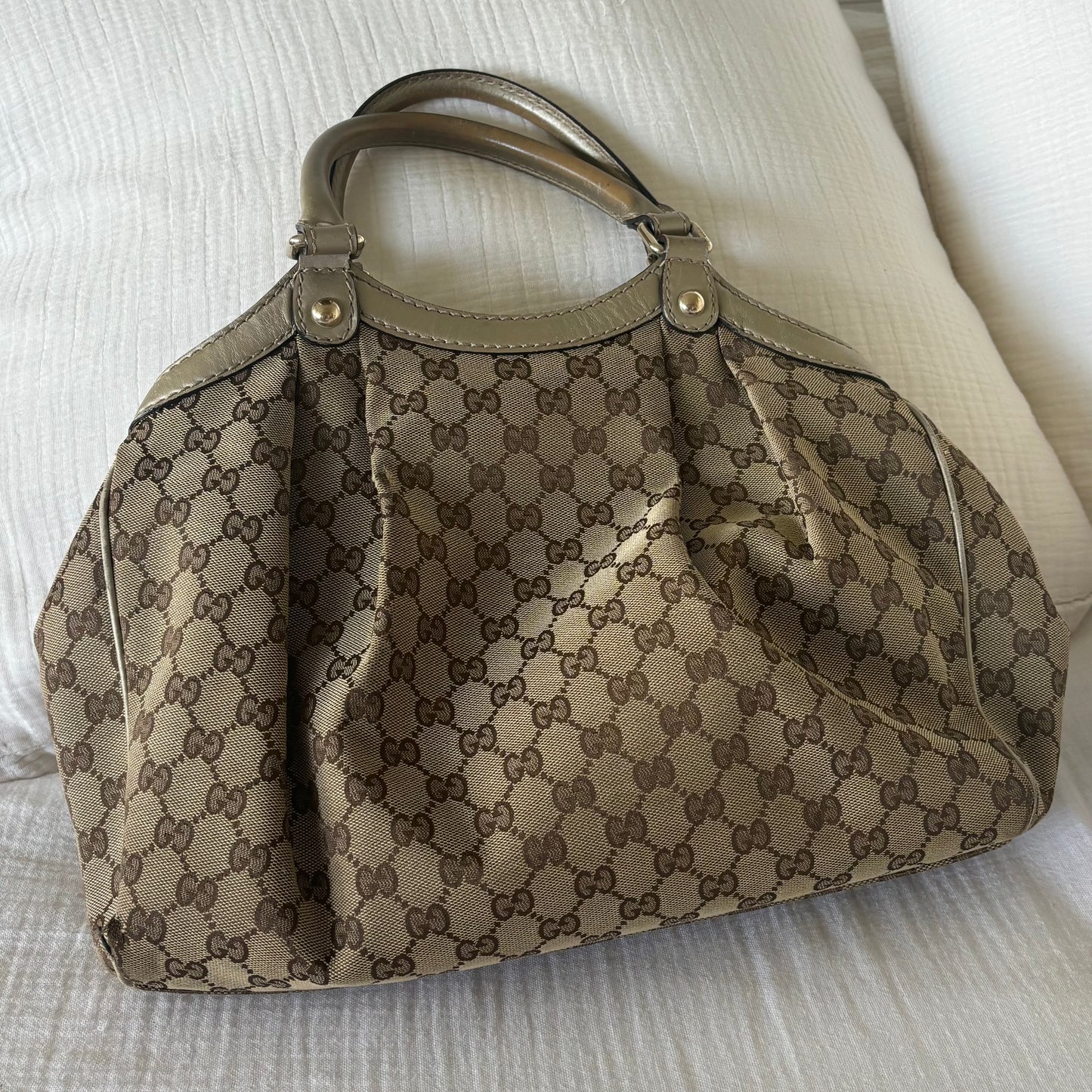 Gucci Golden Sukey Purse