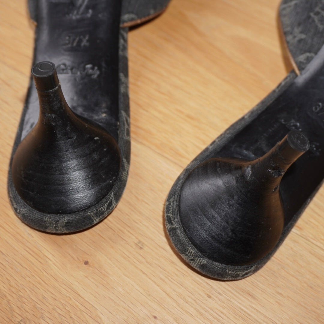 Louis Vuitton Mules (37.5)