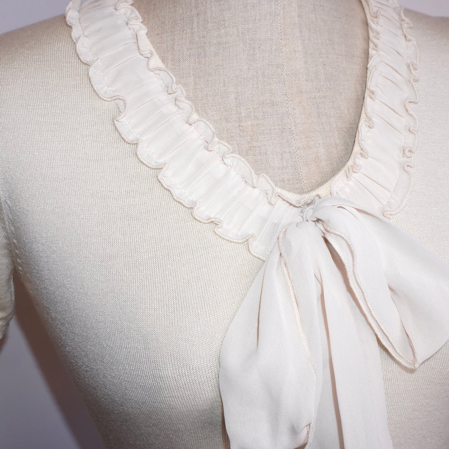 Creme Bow Top (M)