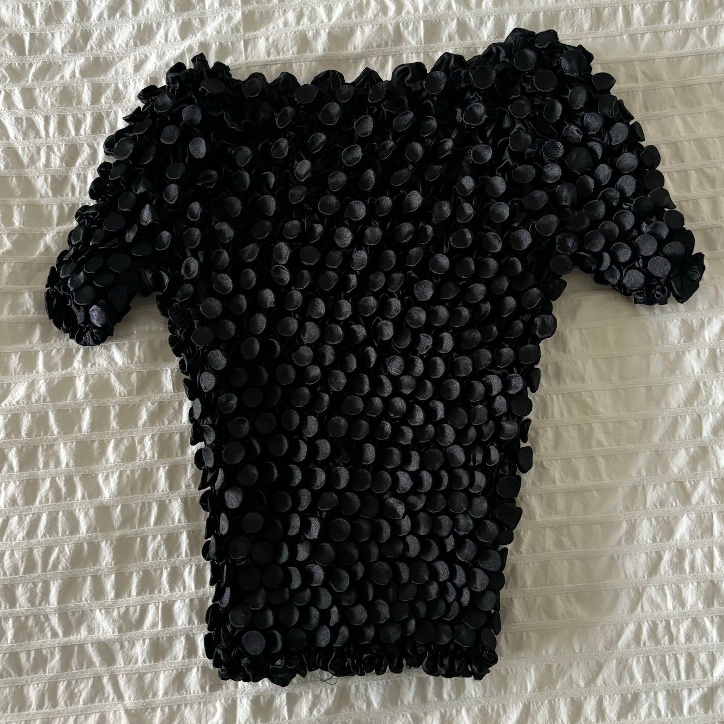 Black Popcorn Top (One Size)