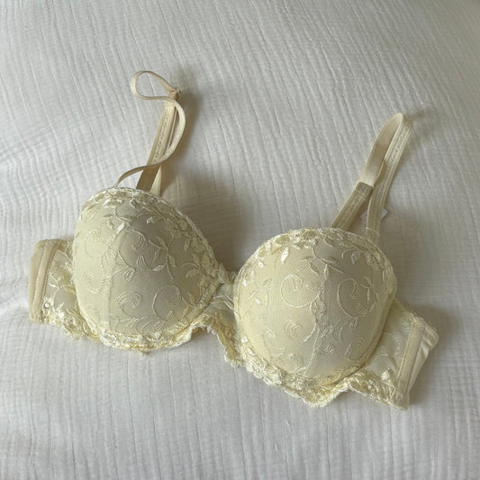 Yellow Lace Bra (80B)