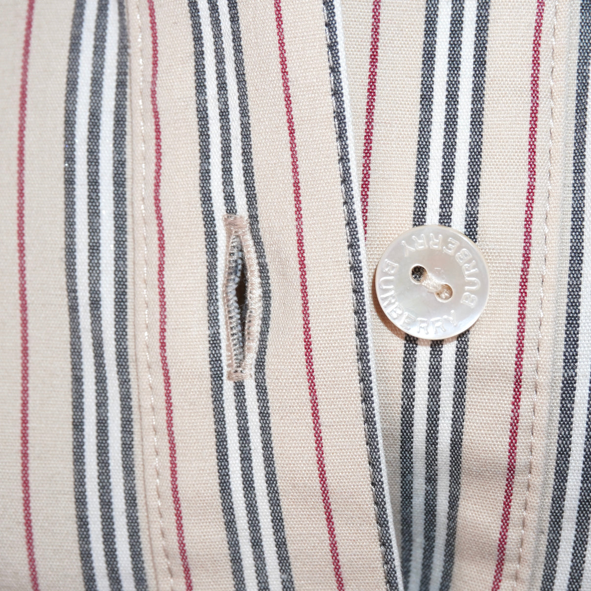 Burberry Blouse (S)