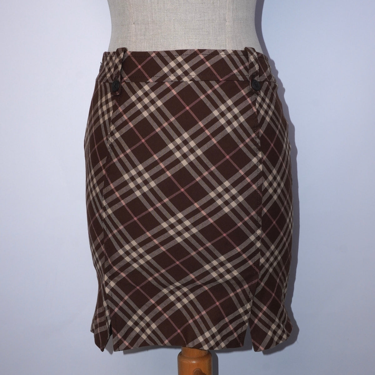 5 Burberry Skirt (S)