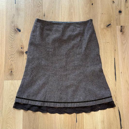Lace Trim skirt (M)