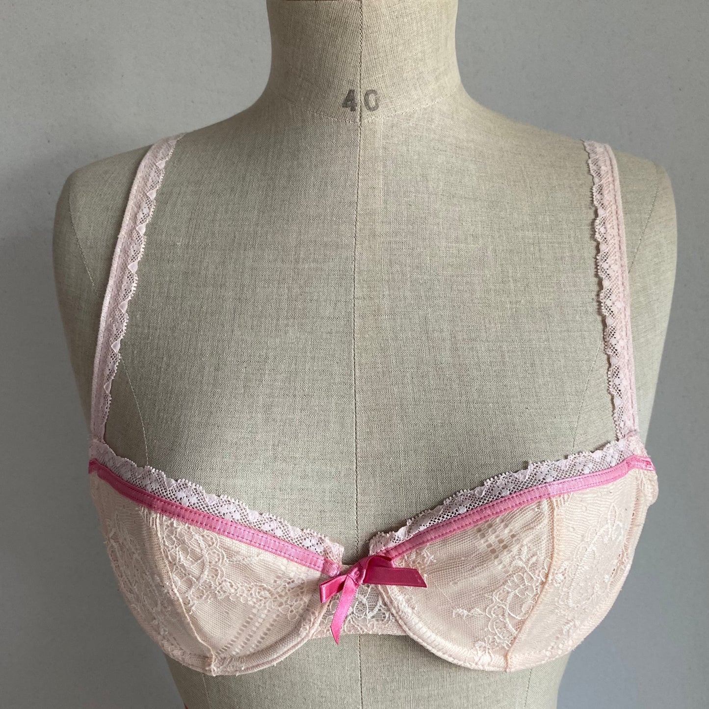 Pink Lace Bra (75A)