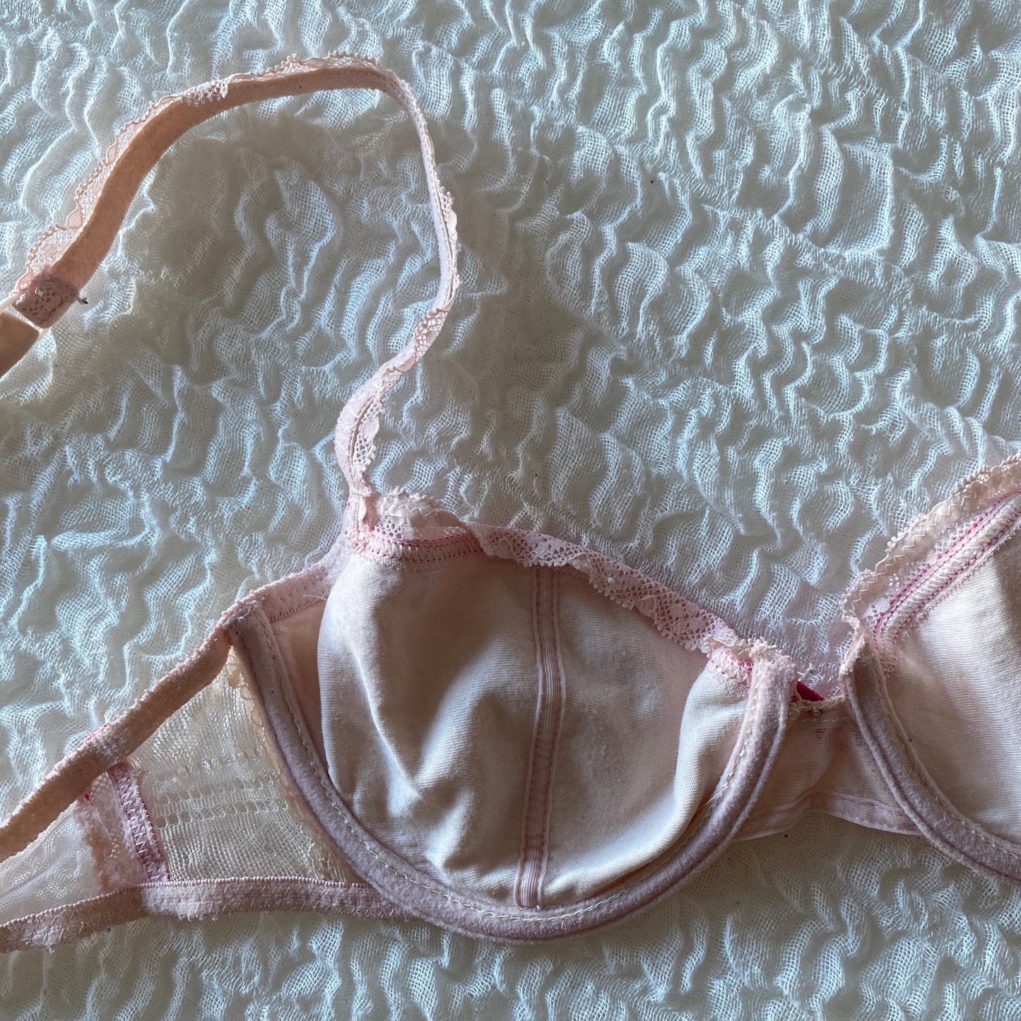 Pink Lace Bra (75A)