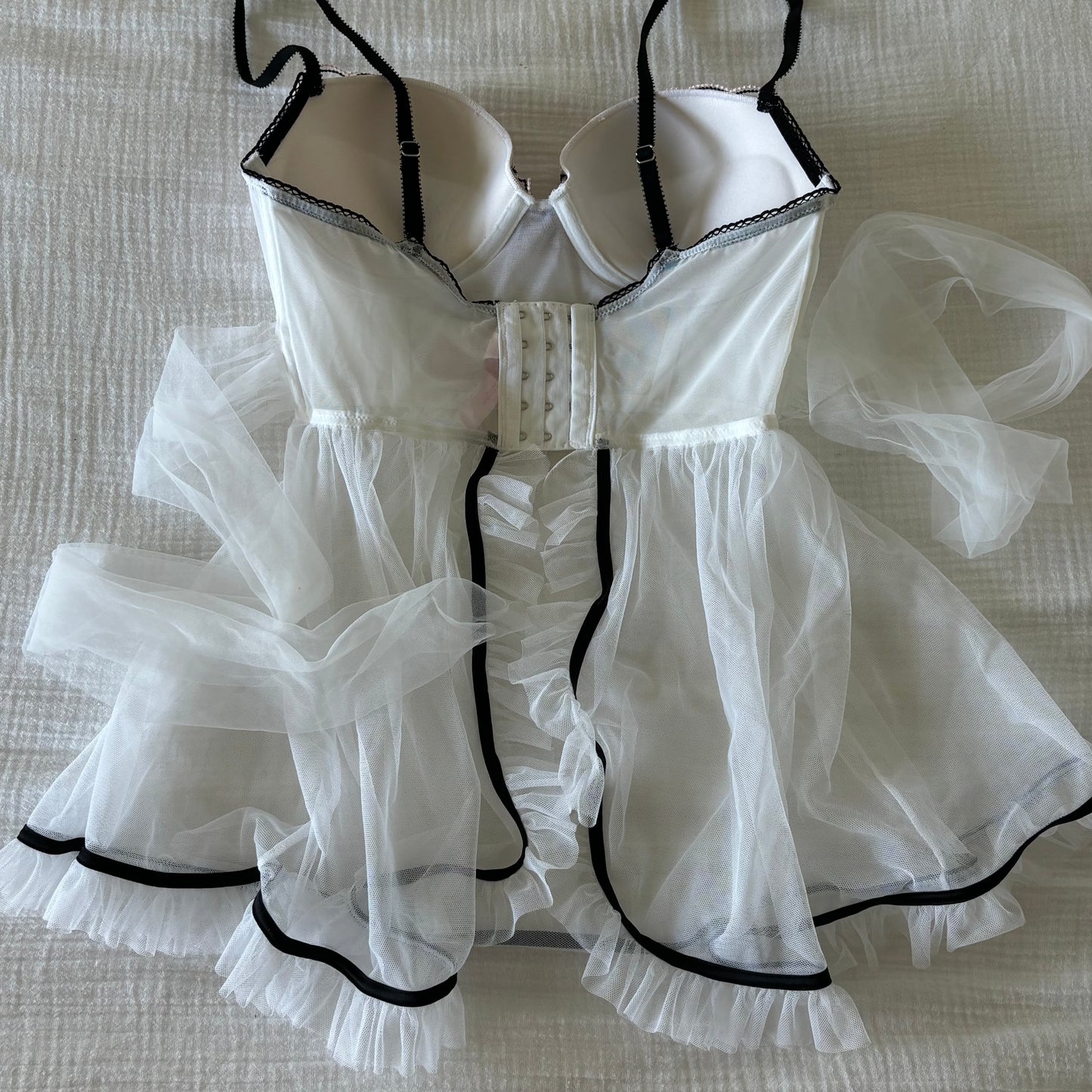 Victoria's Secret Babydoll (75C)