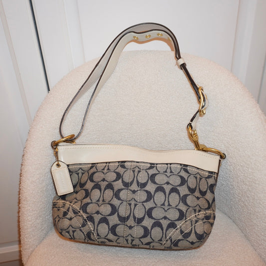 Coach 2000s Signature Bag