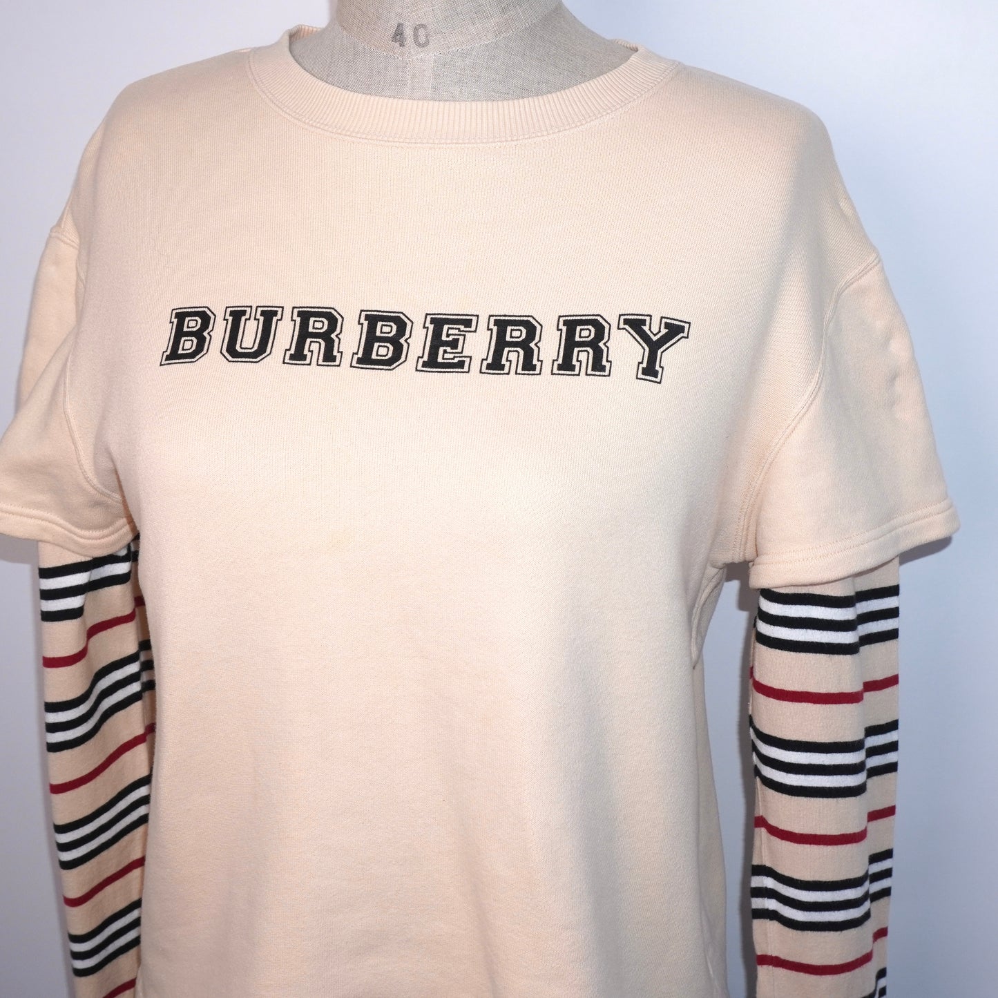 Burberry Sweater (S)