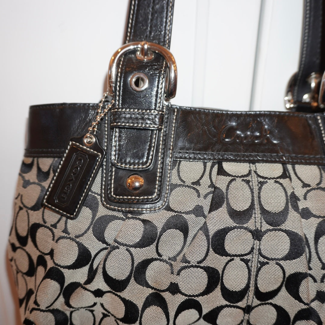 Coach Monogram Purse