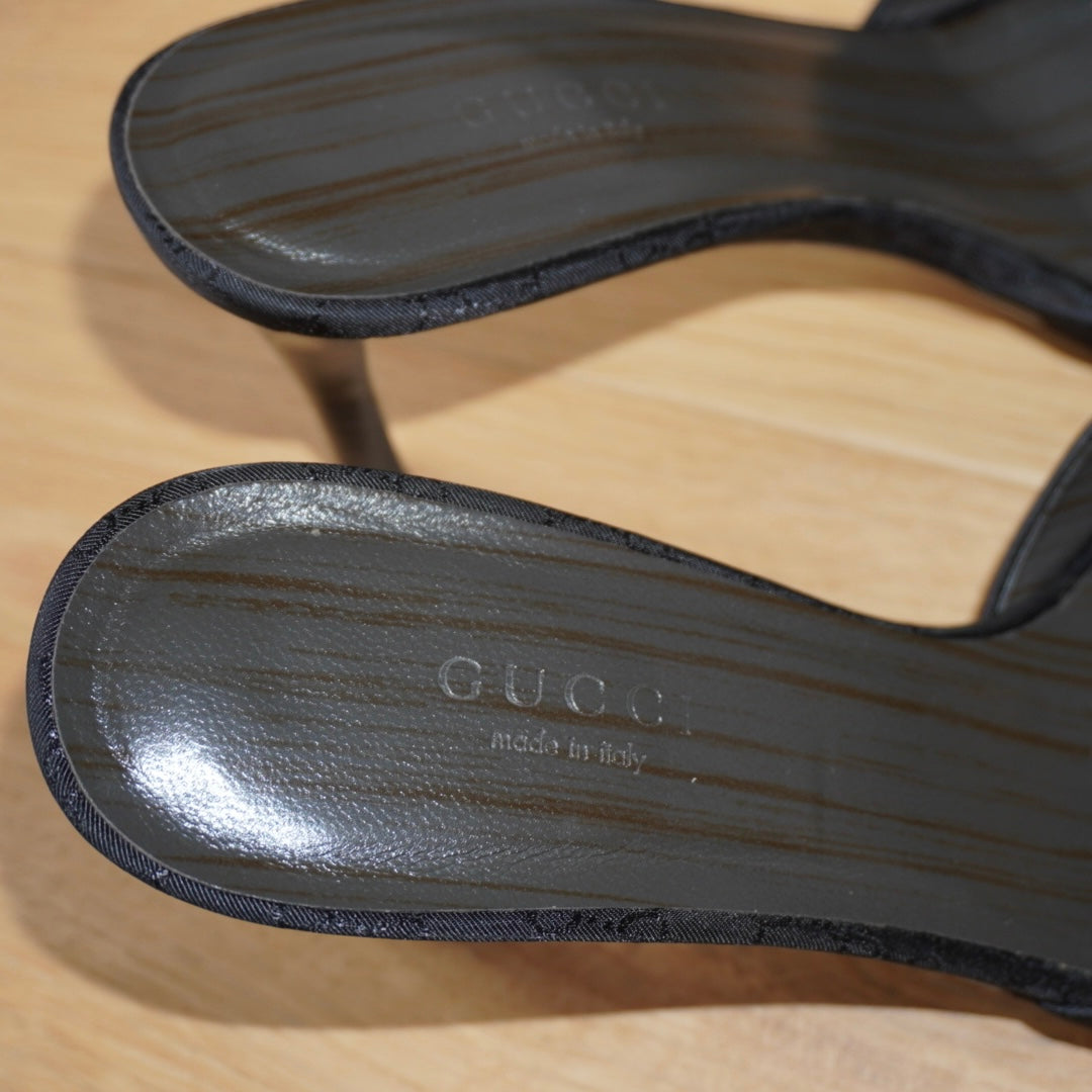 Gucci Monogram Mules (36.5)