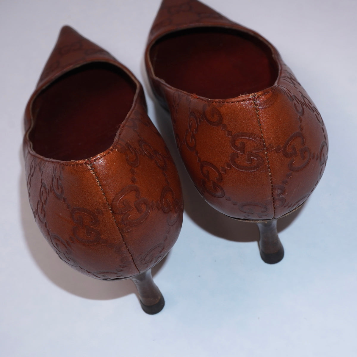 Gucci Brown Monogram Heels (37.5)