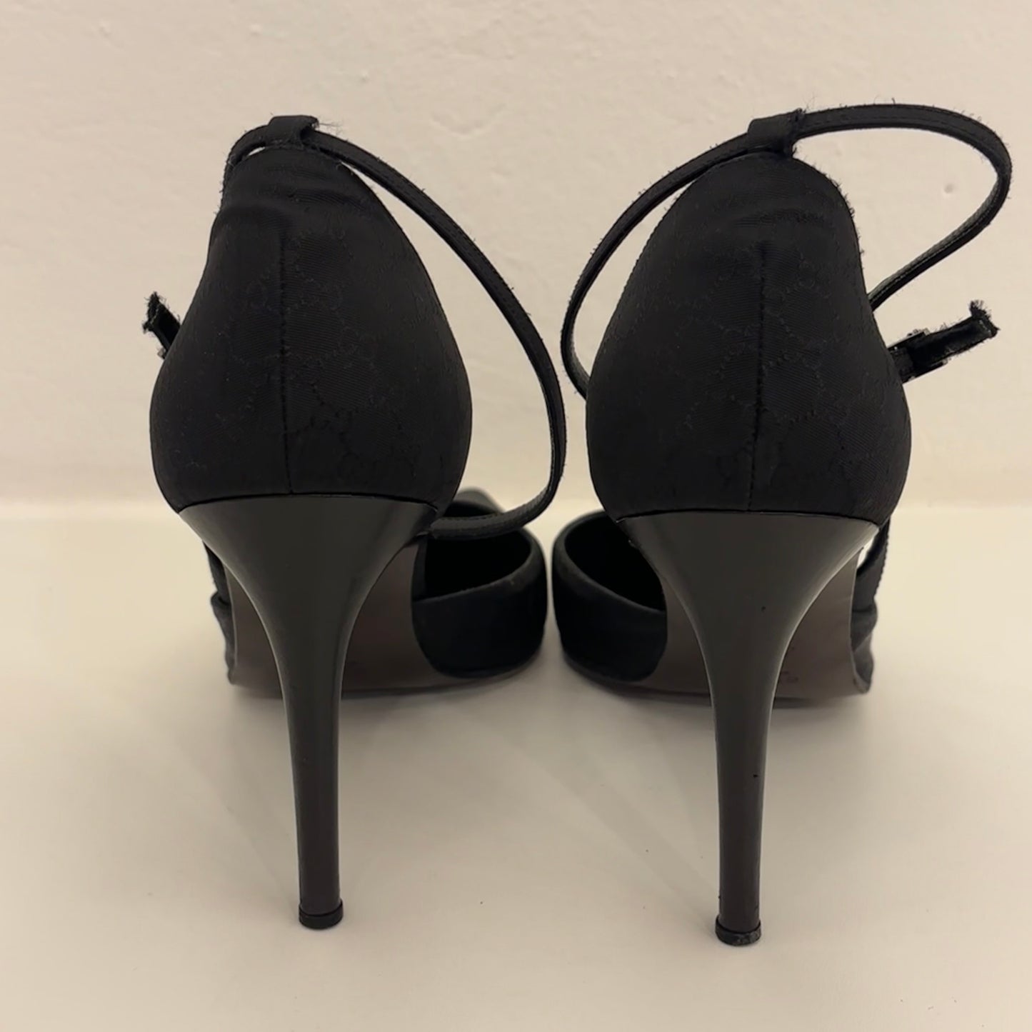 Gucci Monogram Heels (40.5)