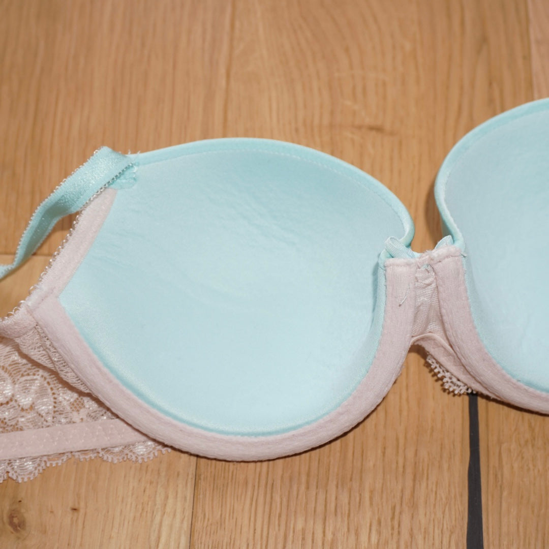 Victoria‘s Secret Bra (75B)