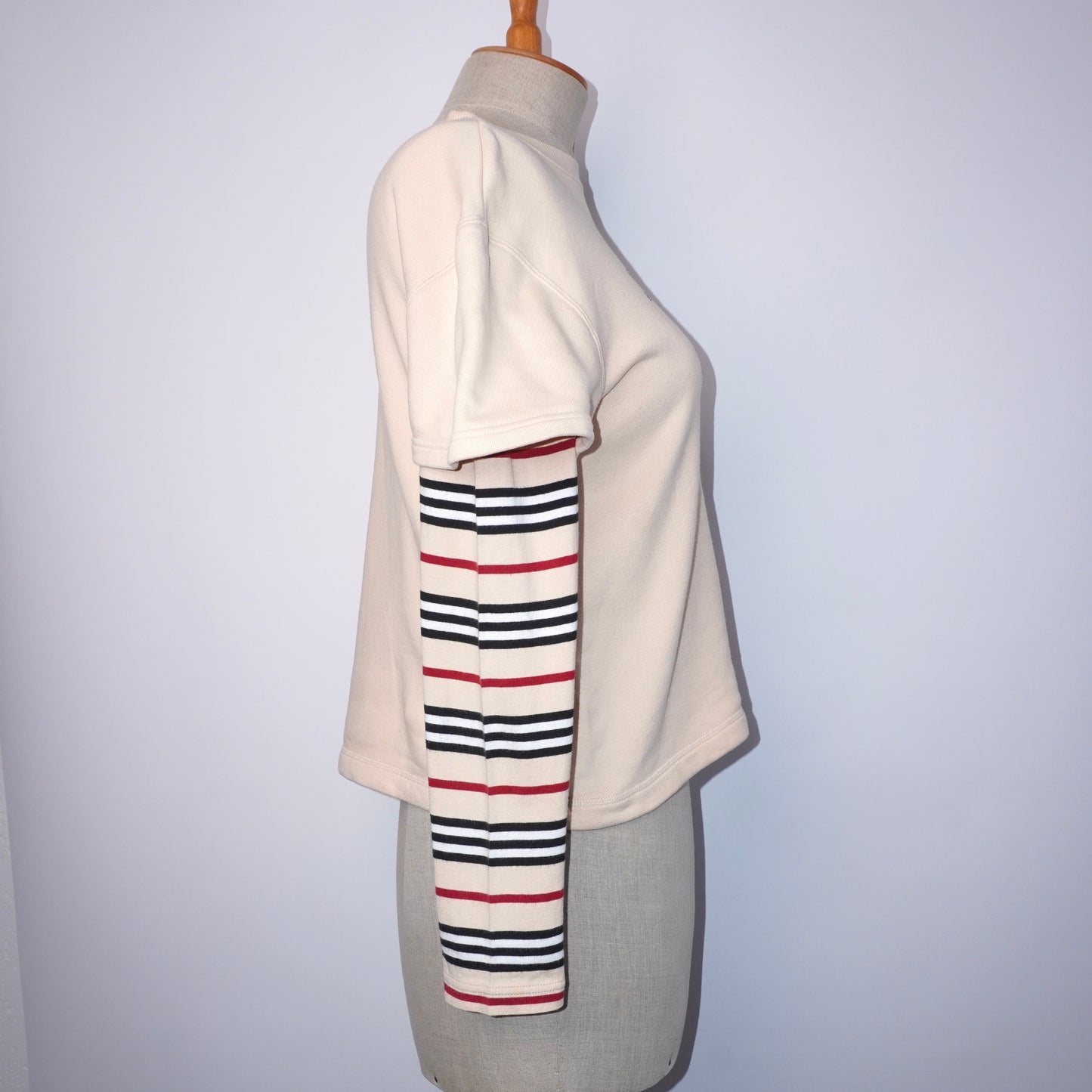 Burberry Sweater (S)