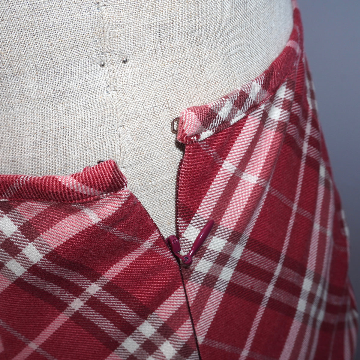 5 Burberry Skirt (S)