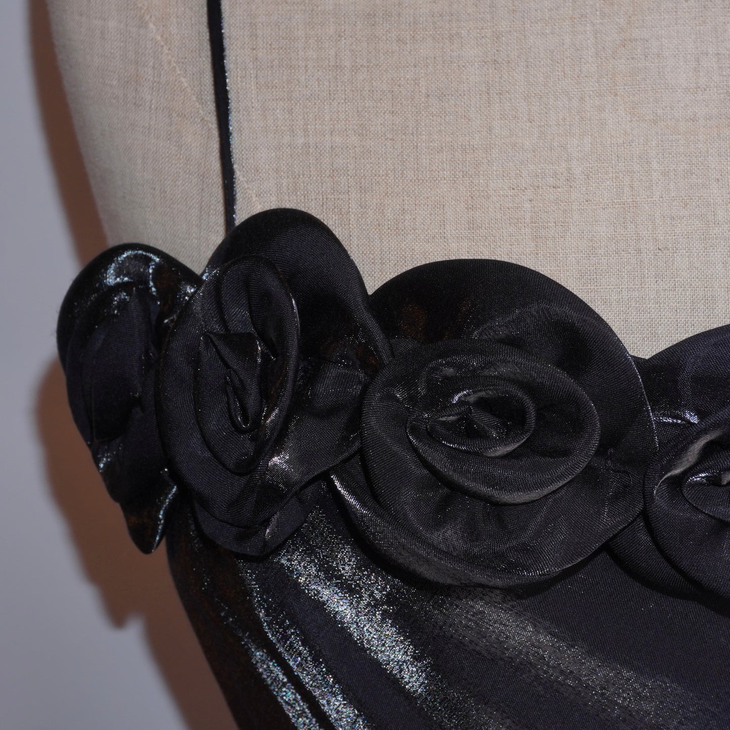 Rose Applicated Dress (L)
