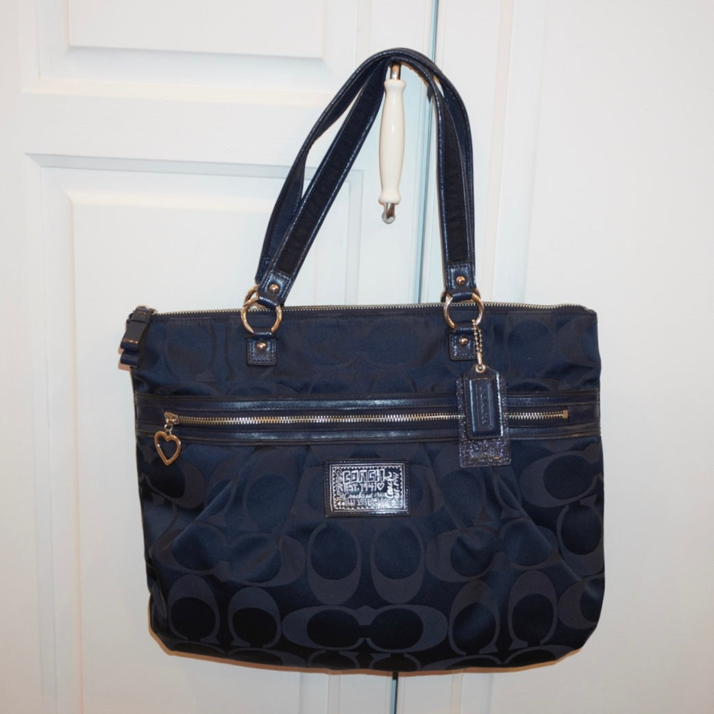 Coach 2000s Signature Bag