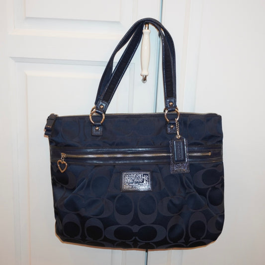Coach 2000s Signature Bag
