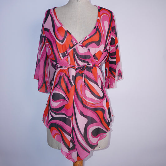 Abstract Top (L)