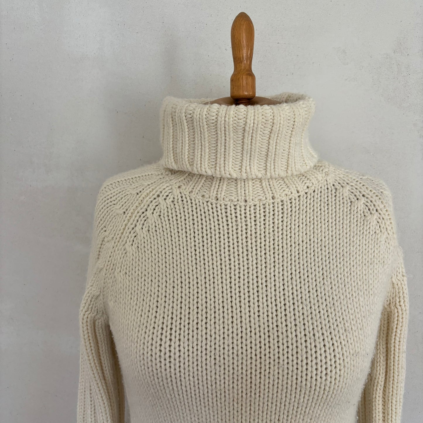 White Knit Turtleneck (M)