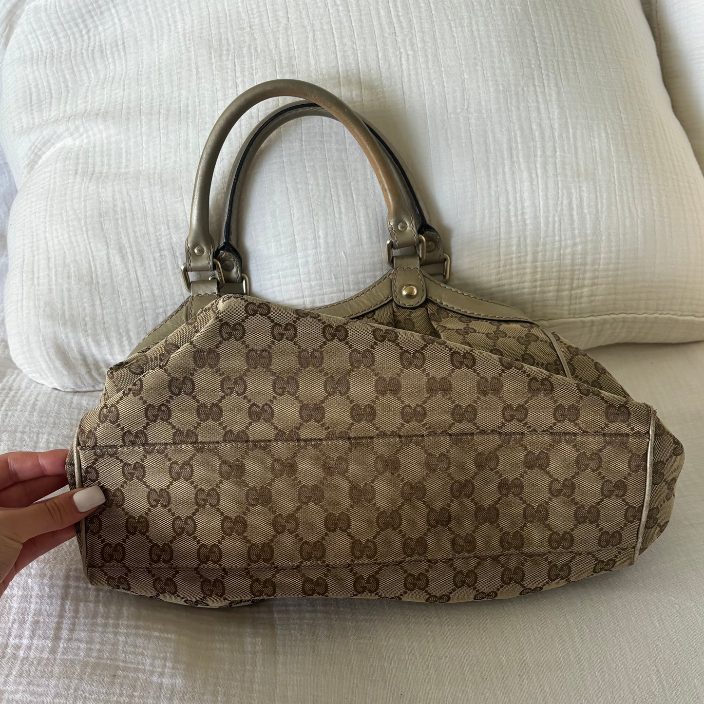 Gucci Golden Sukey Purse