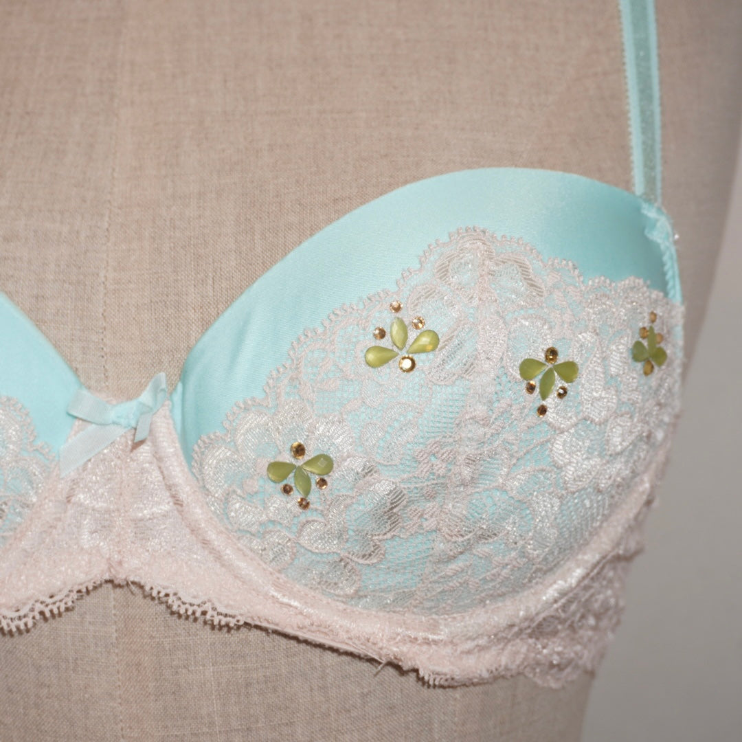 Victoria‘s Secret Bra (75B)