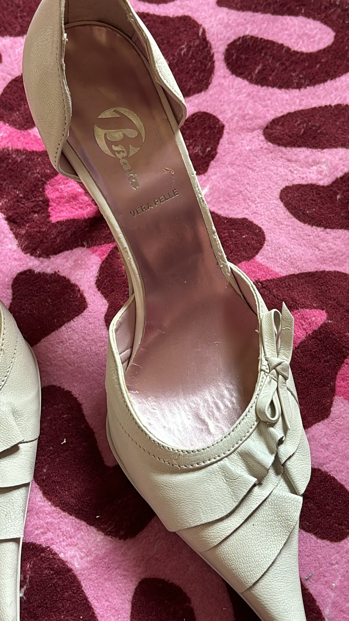 White Leather Ruffle Heels (37)